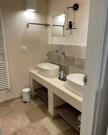 B&b, D'hotes In Elena, Affittacamere