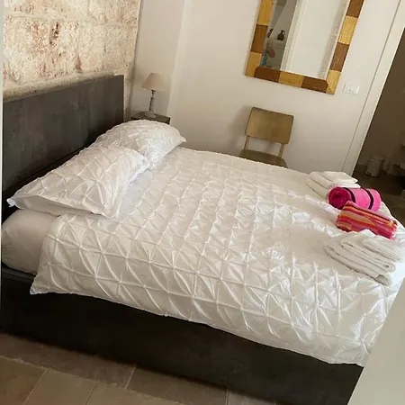 Gasthof B&b, D'hotes In Elena, Affittacamere *